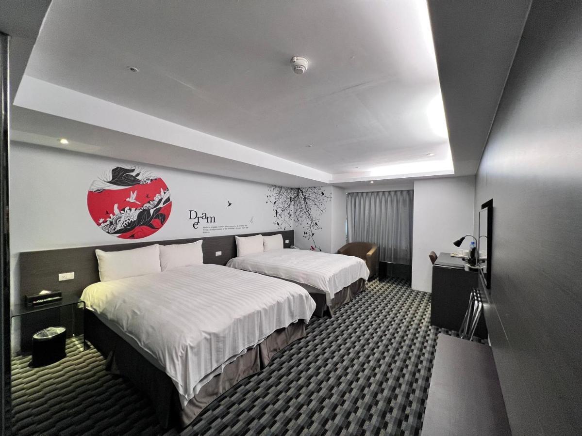 Chiayi Look Hotel Exterior photo