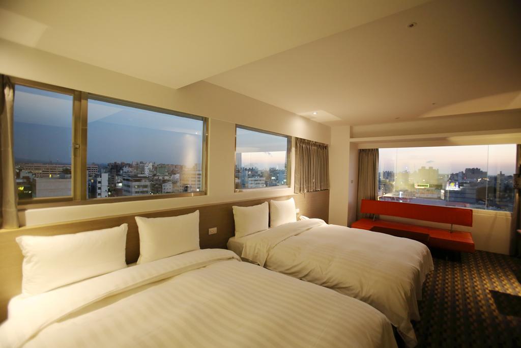 Chiayi Look Hotel Exterior photo