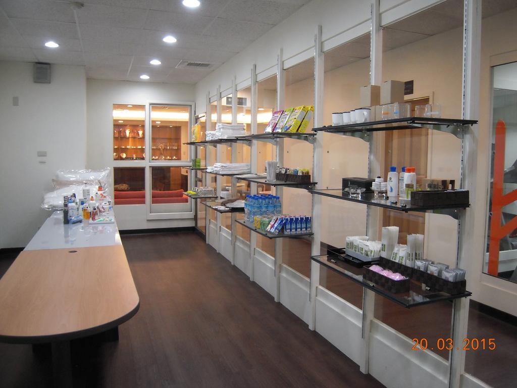 Chiayi Look Hotel Exterior photo